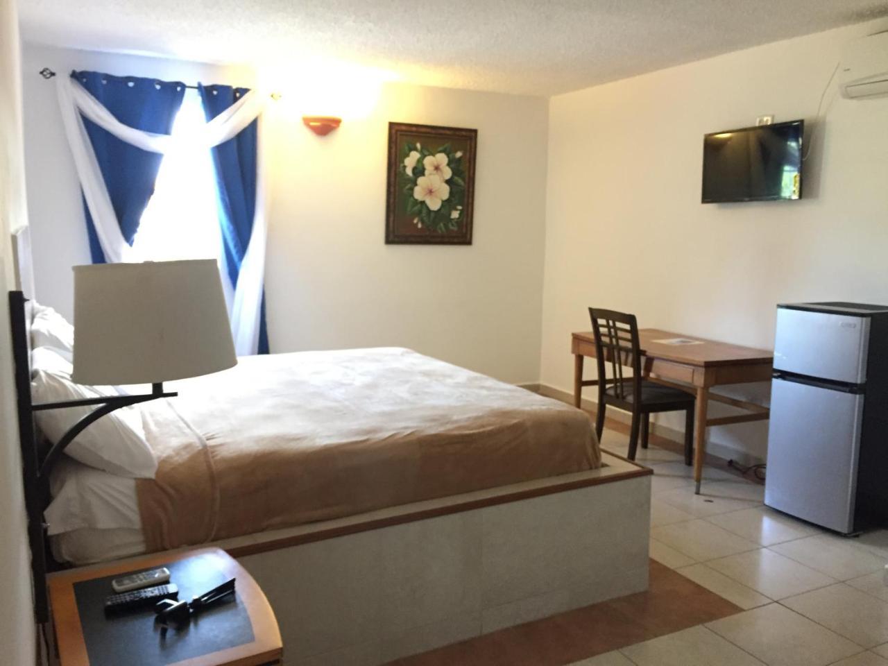 Levimar Guest House Levittown Kültér fotó